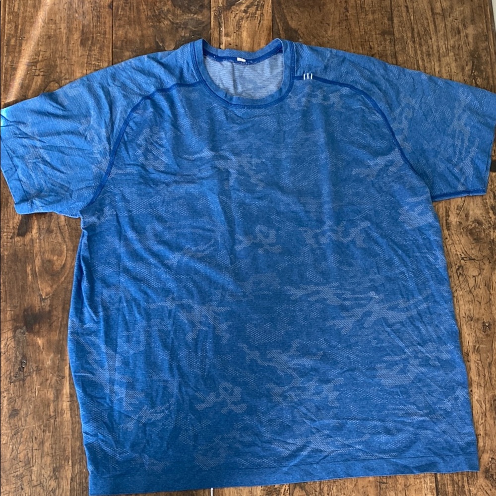 Lululemon Metal Vent Tech Short Sleeve Shirt (Blue Camouflage)